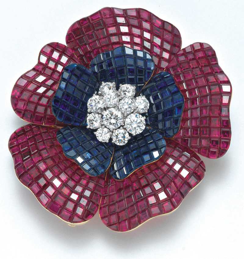 French Jewelry Van Cleef and Arpels Flower Brooch 011 UNC 1548x1644